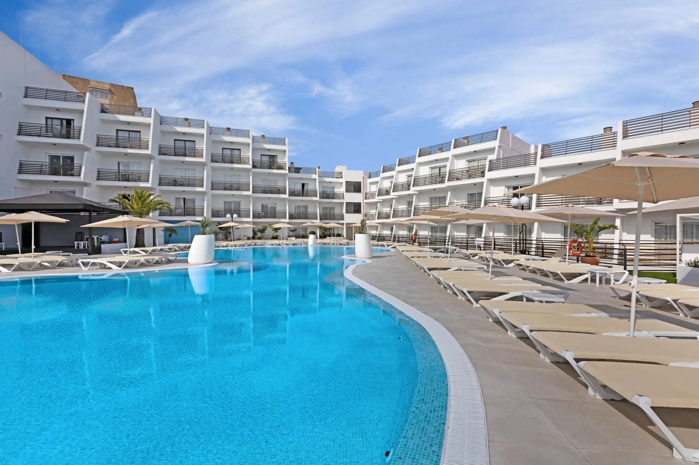 TRH Palmanova Suites