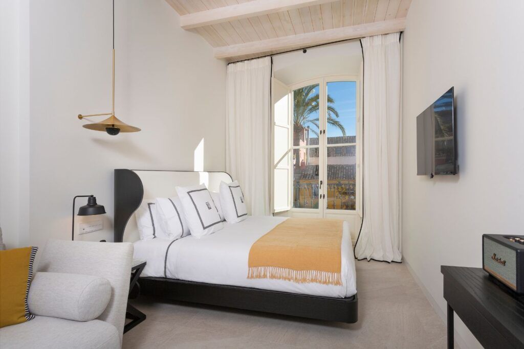 La Fonda Heritage Hotel