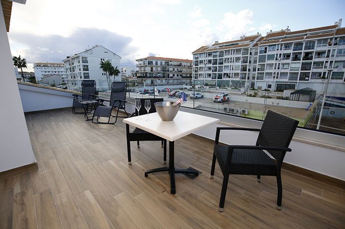 Ocean Lounge