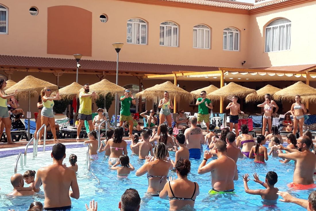 Hotel Bahía Tropical
