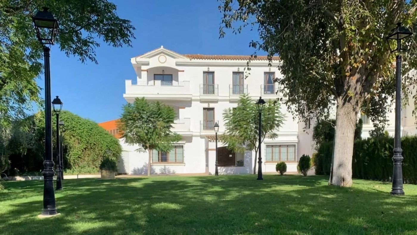 Hotel Los Dólmenes
