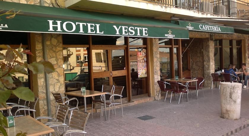 Hotel Yeste