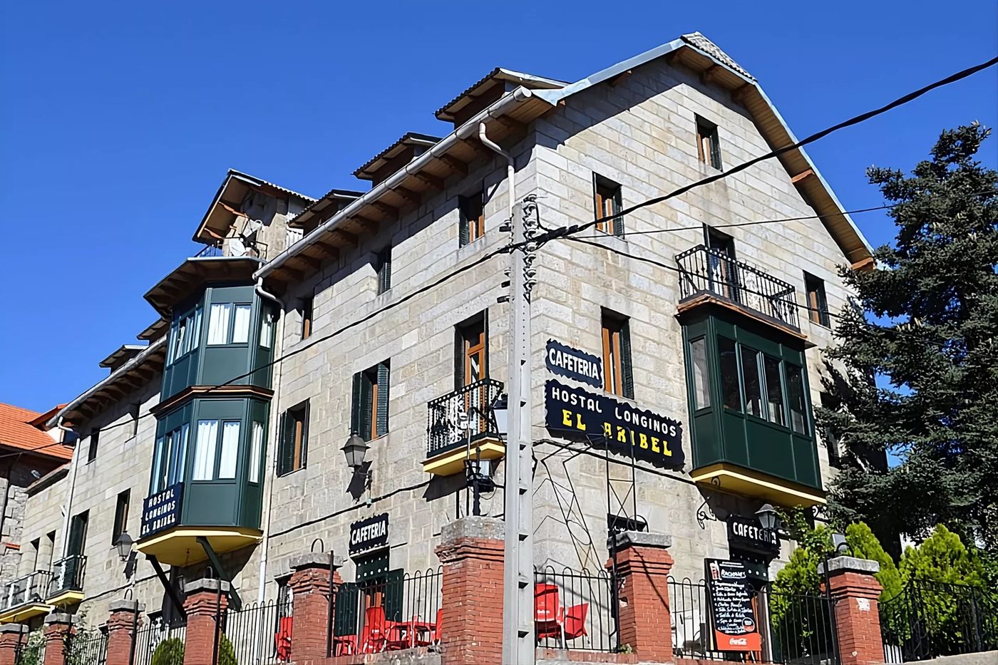 Hostal Longinos El Aribel