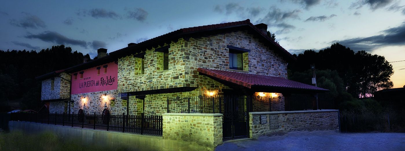 La Puerta del Río Lobos