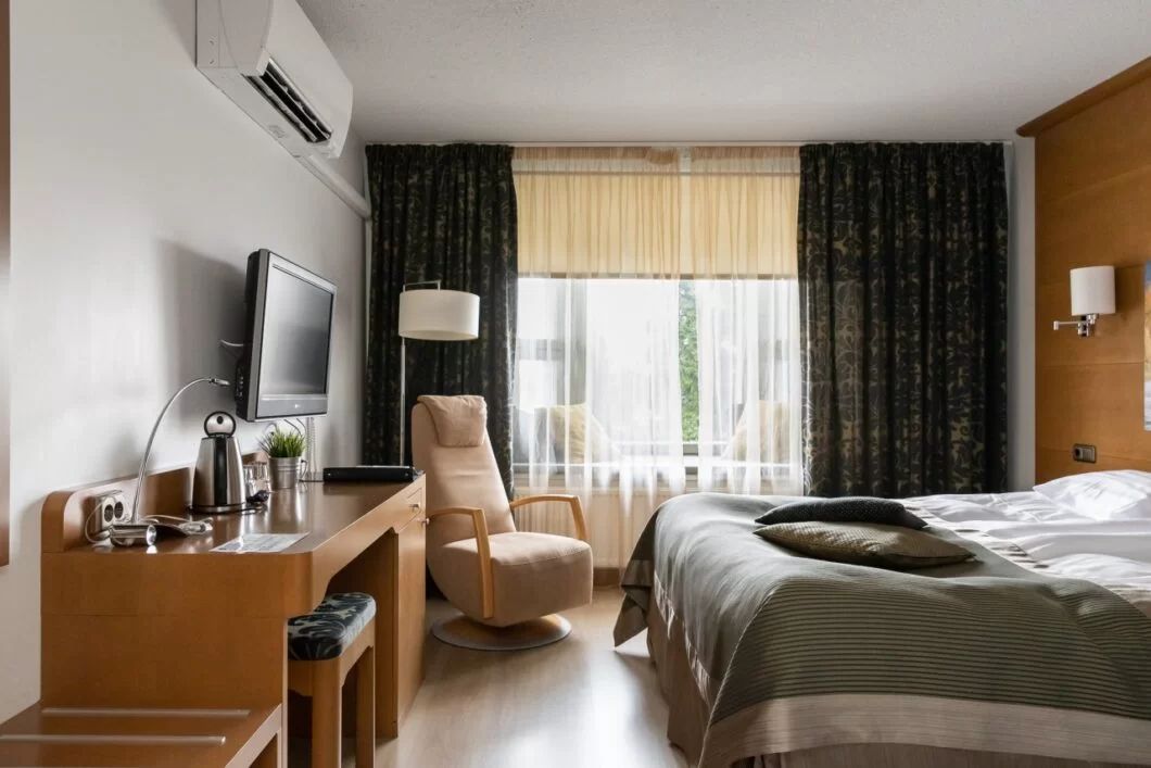 Hotel Aateli Lakeside