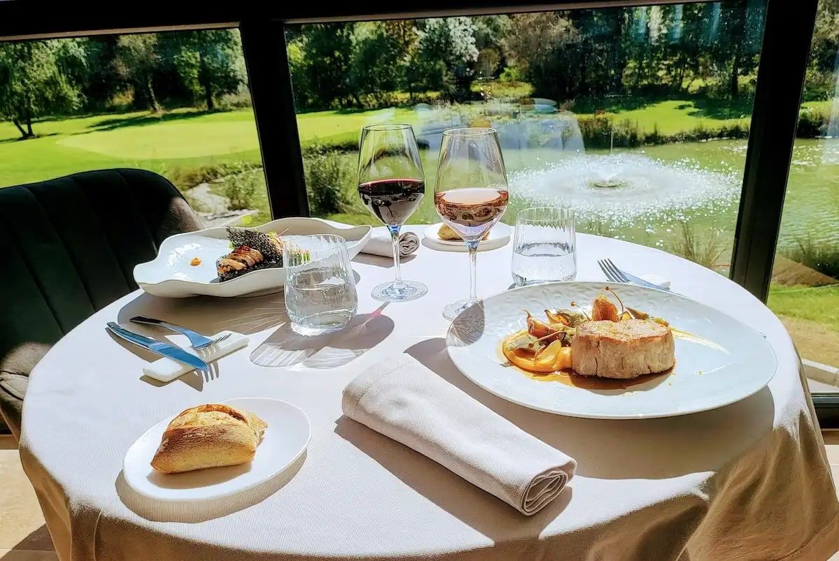 Domaine Ribiera - Hotel 5 étoiles, Restaurant