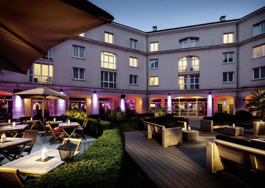 Golden Tulip Paris CDG Airport