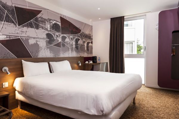 Brit Hotel