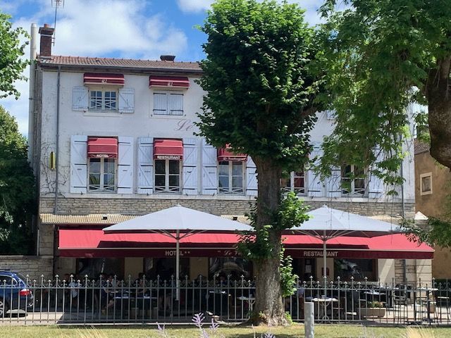 Hôtel Restaurant Le Vendangerot