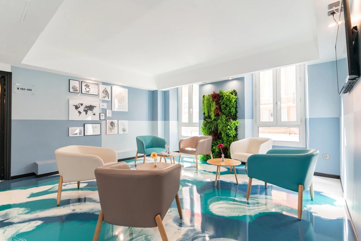 Univers Hôtel
