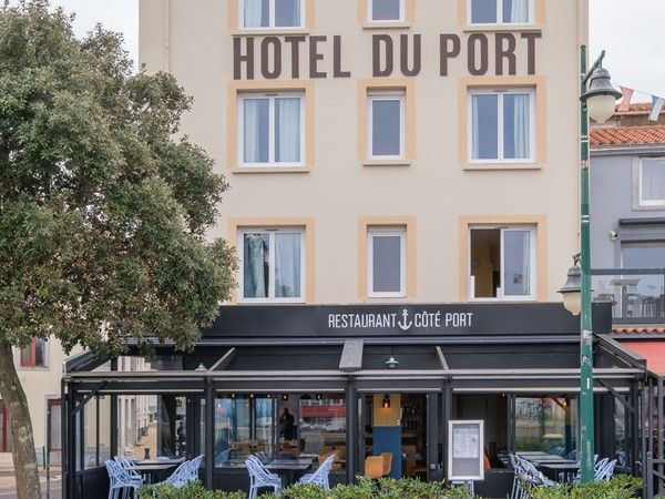 Hôtel du Port