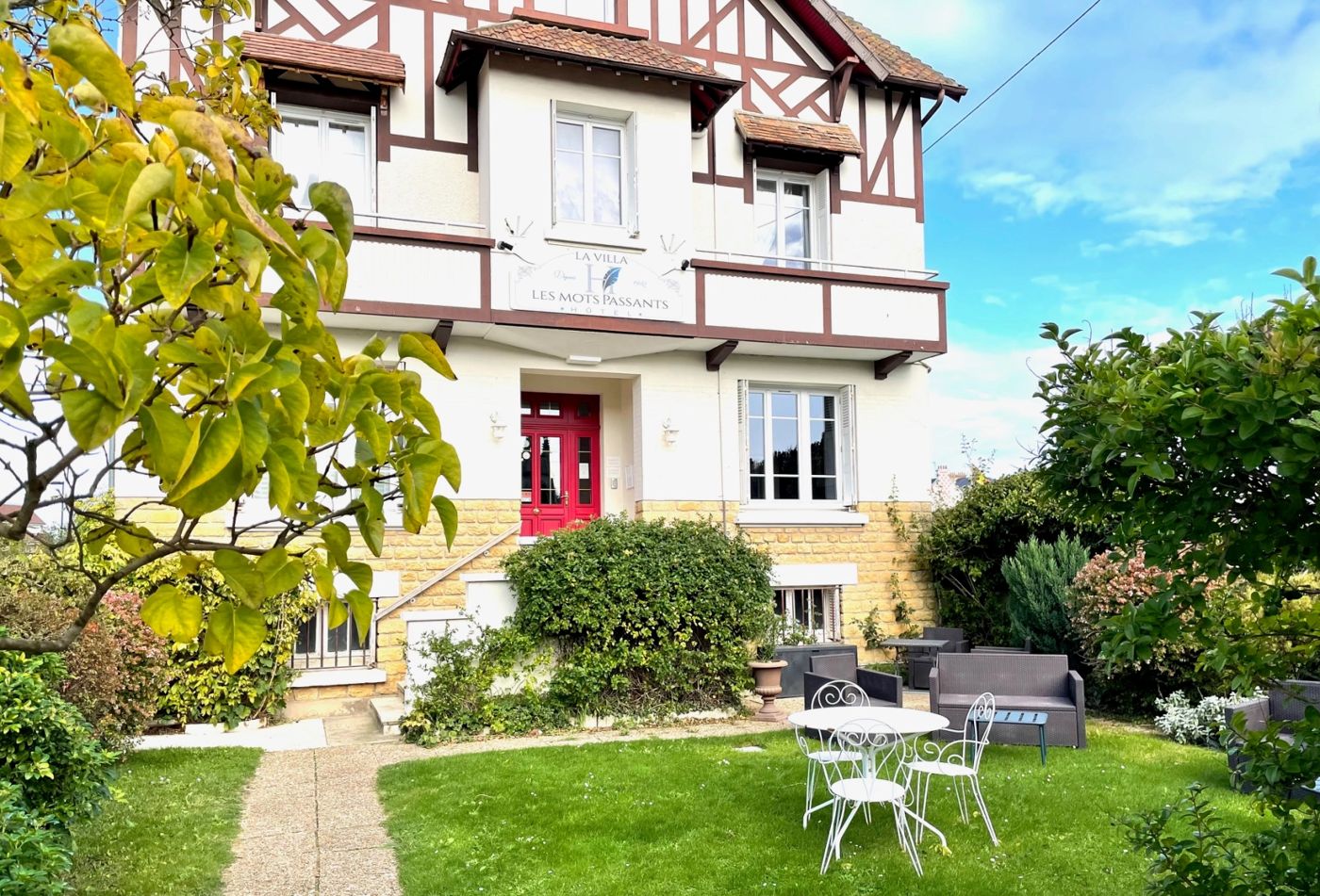 Villa les Mots Passants