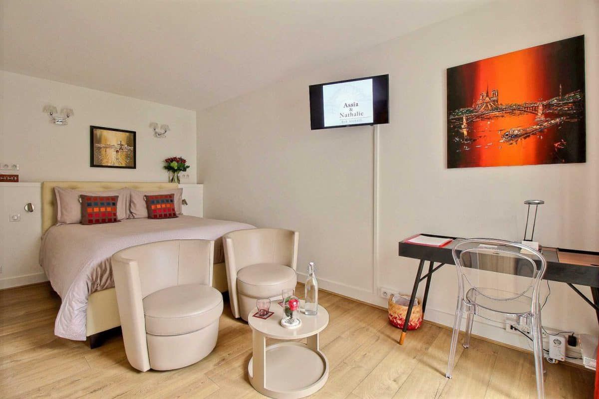 Assia & Nathalie Luxury B & B Marais