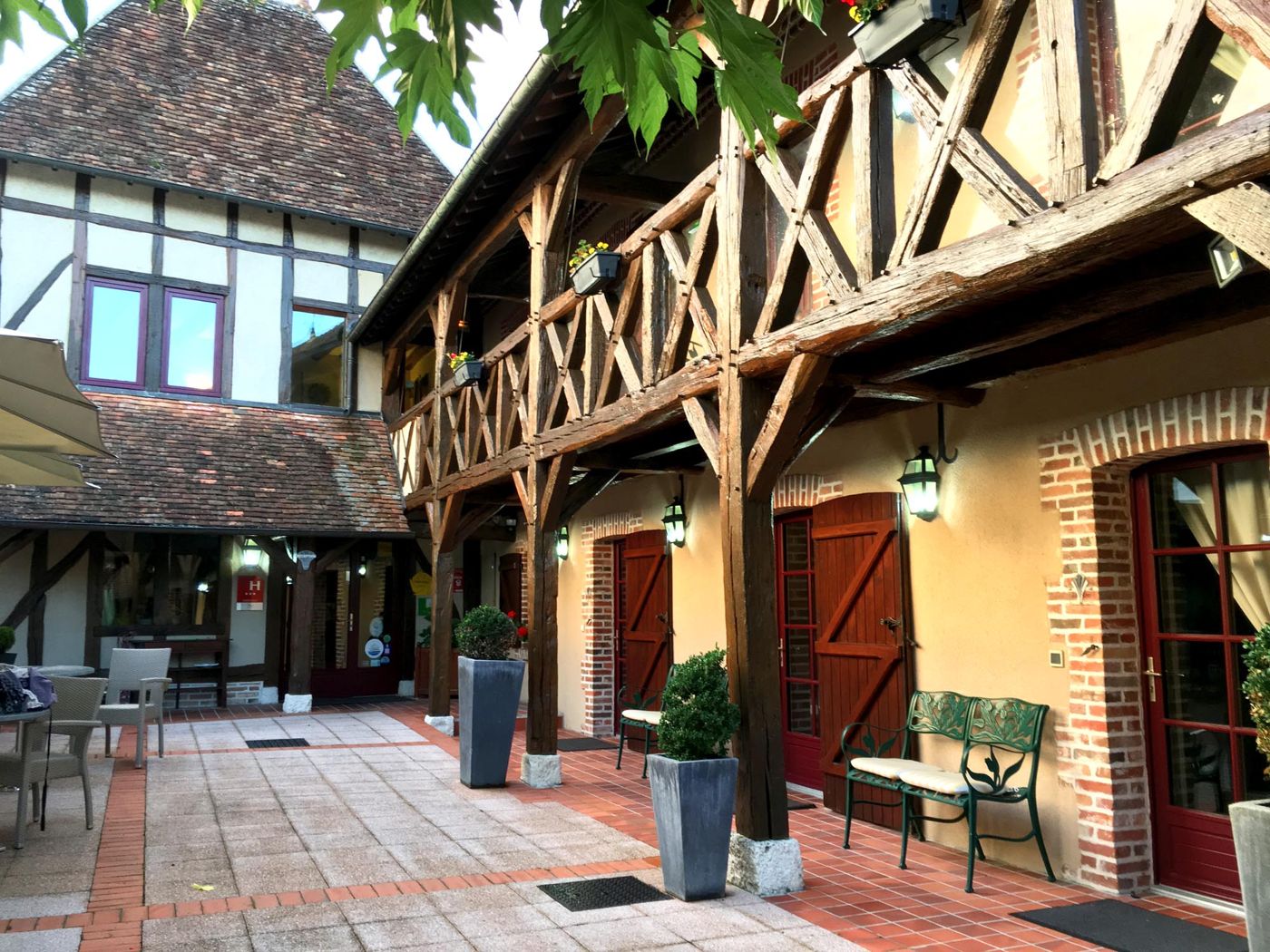 Le Cheval Blanc