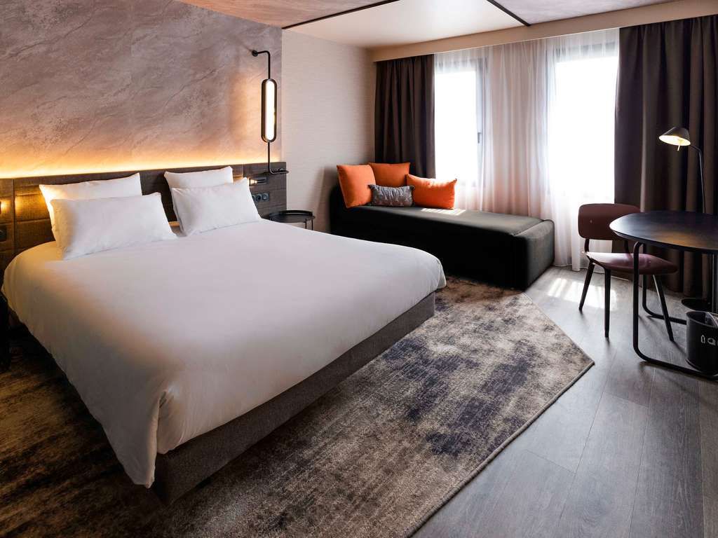 Novotel