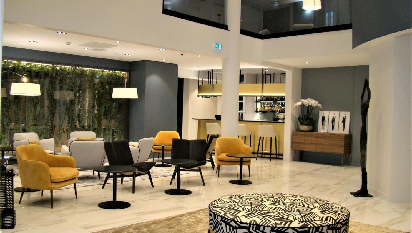 L'Amiraute Hotel