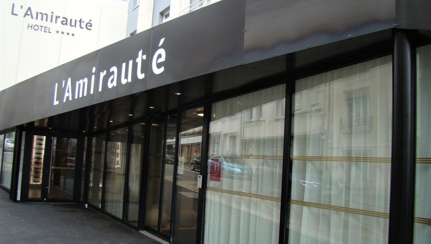 L'Amiraute Hotel