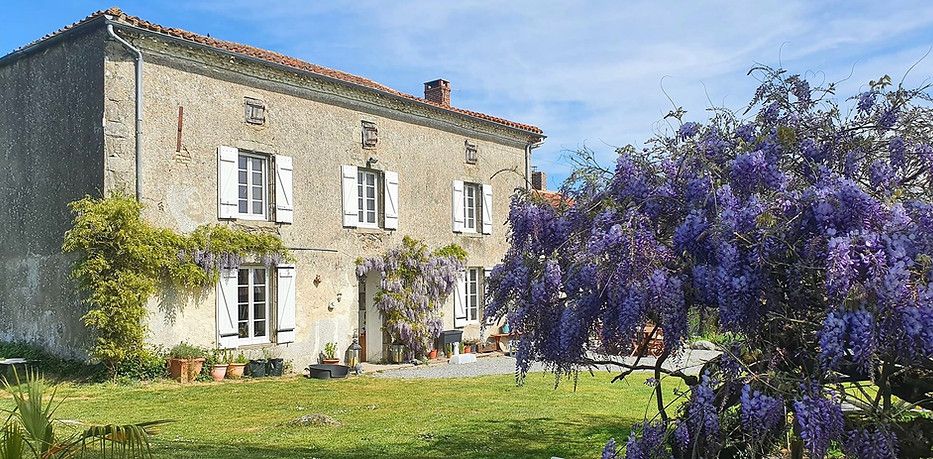 Wisteria House Bed & Breakfast