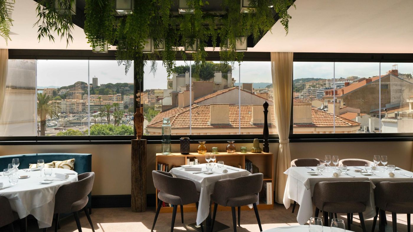 Five Seas by Inwood Hotels