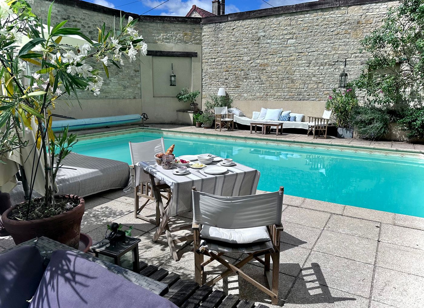 La Cour des Delices