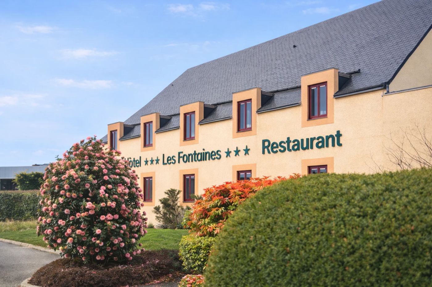 Logis Hôtel les Fontaines