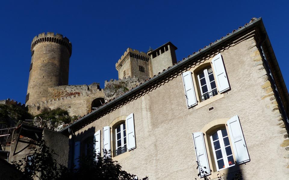 A la Mirandole
