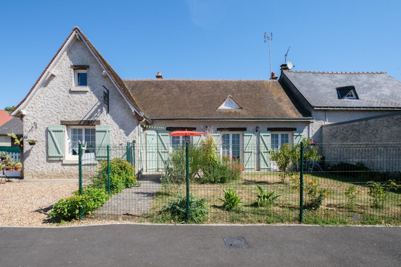 Les Deux Anes