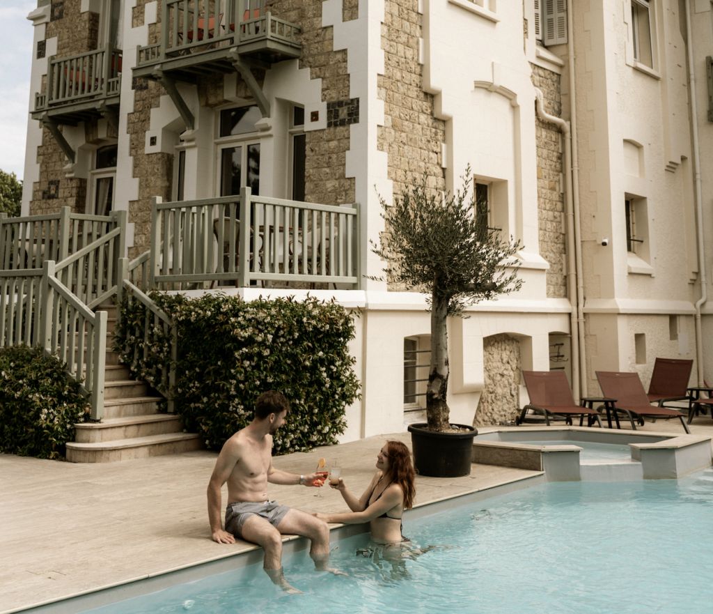 Augeval Hôtel