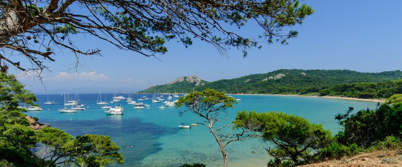 Hôtel Roi Soleil Prestige Plaisir