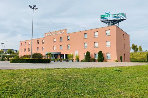 Best Hotel Reims Croix Blandin