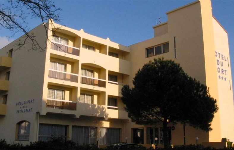 Hôtel du port