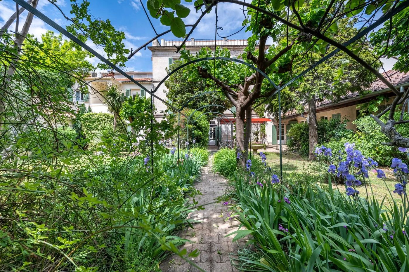 Au Saint-Roch - Hôtel et Jardin