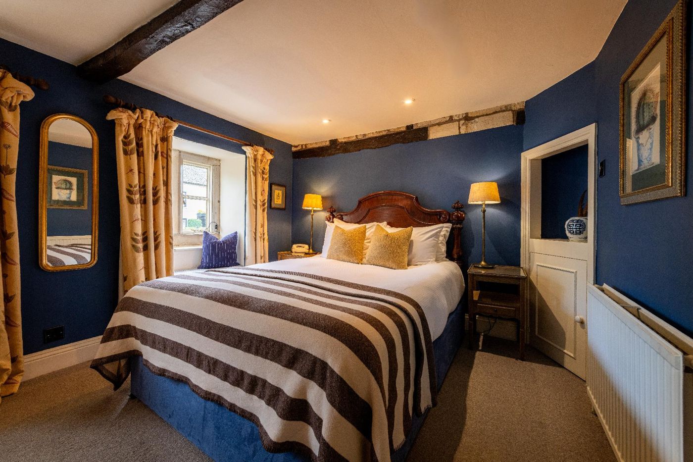 The Lamb Inn