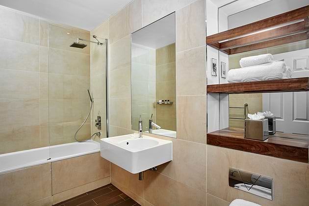 Leonardo Hotel Cardiff