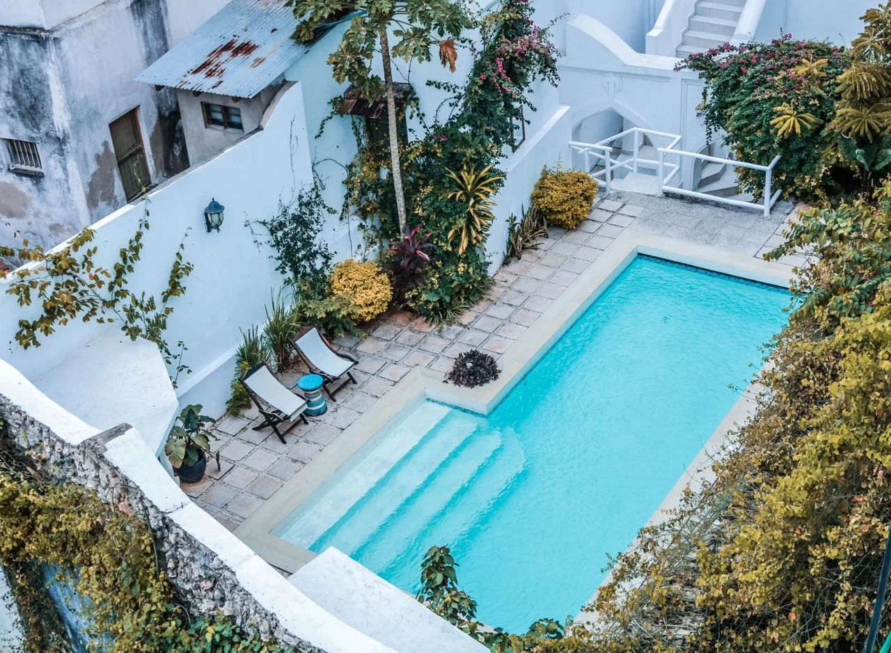 The shrubbery Hotel