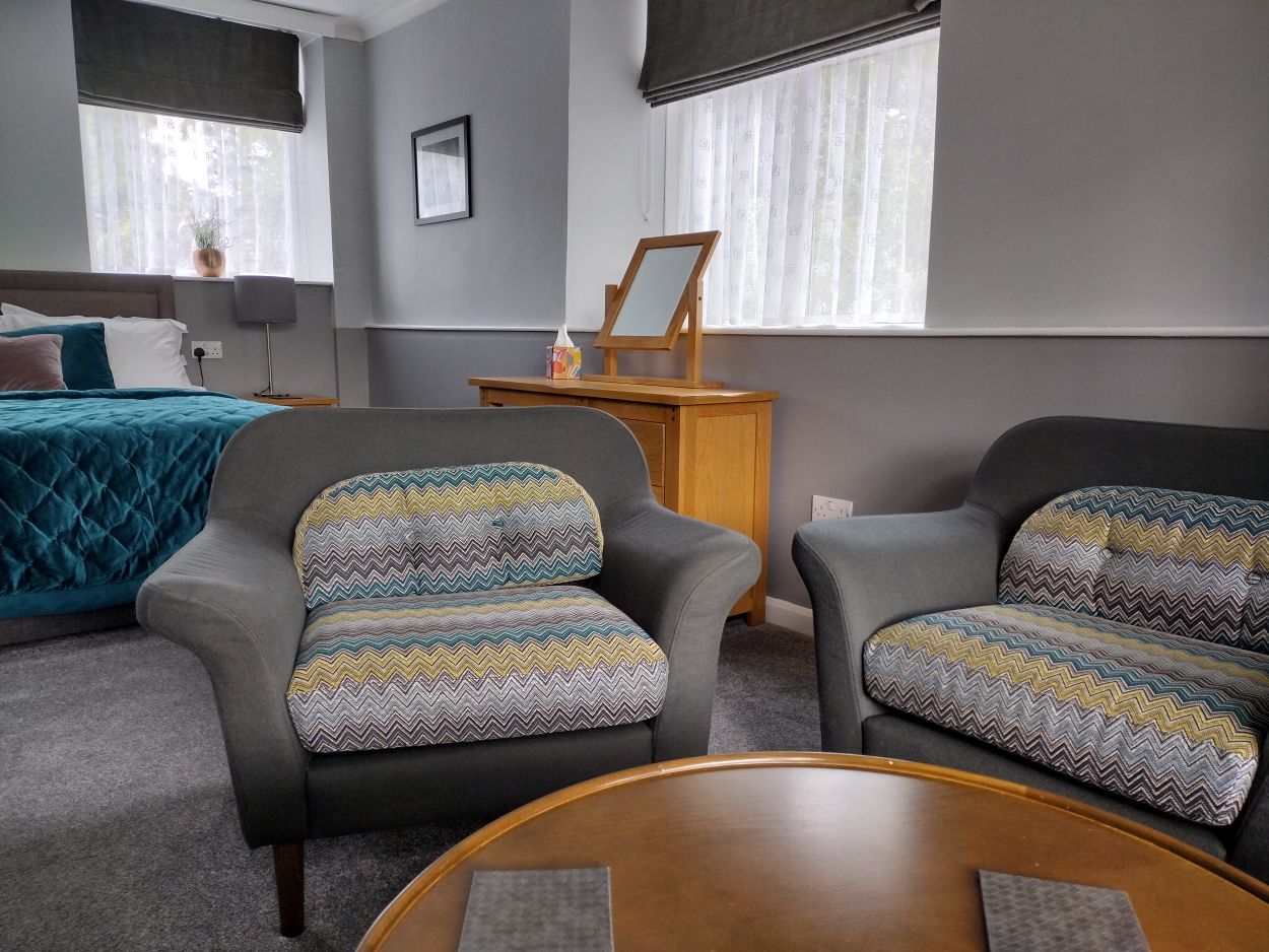 Bluebird Lodge