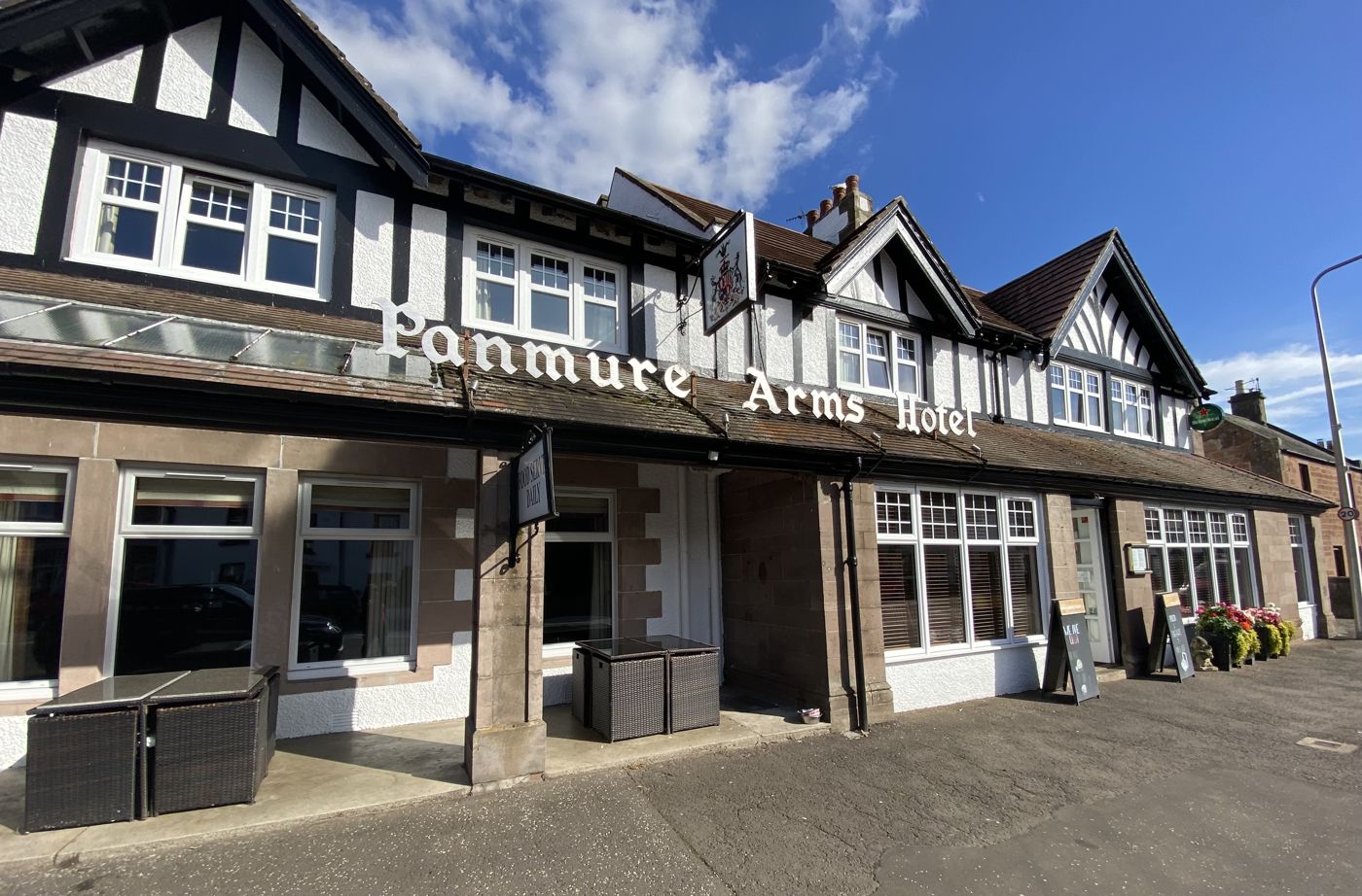 Panmure Arms Hotel