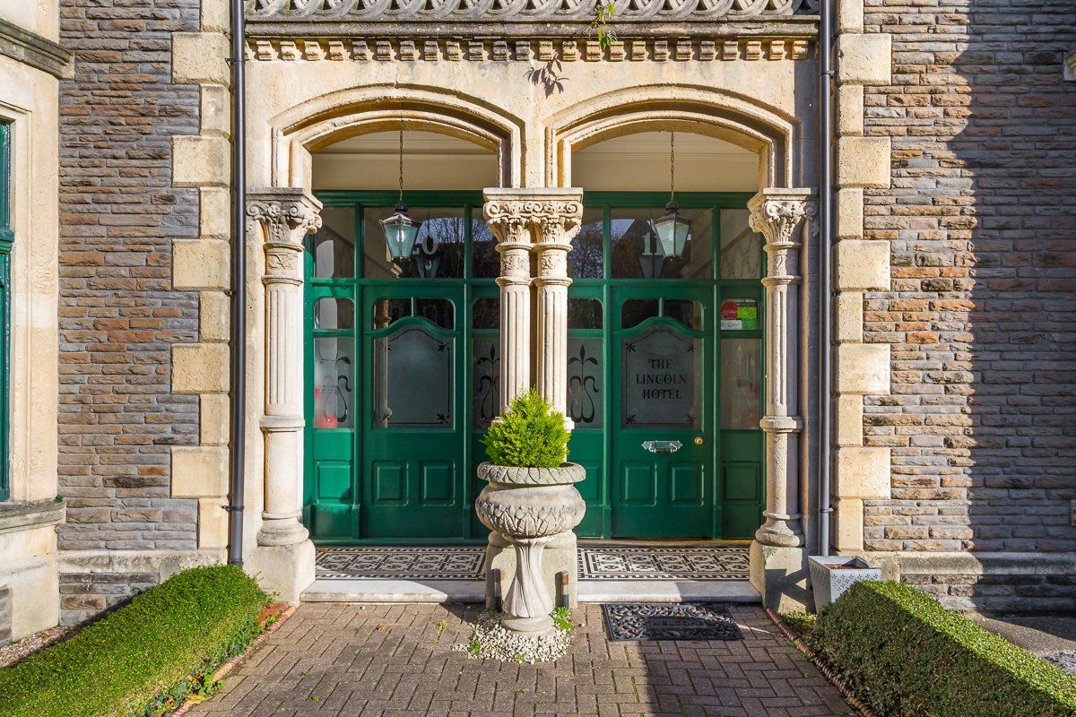 Lincoln House Hotel
