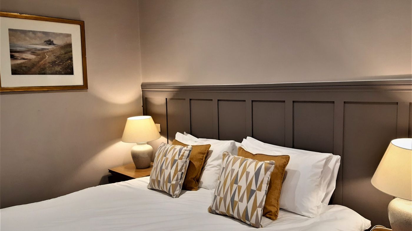 Lowbyer Manor Country House