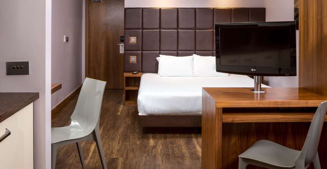 Roomzzz Leeds City