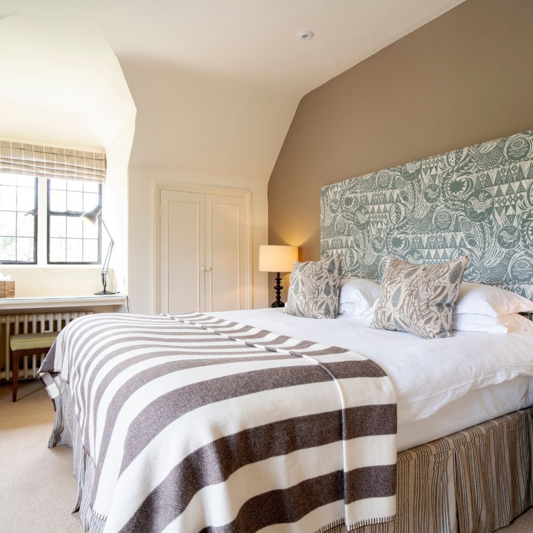 The Hare & Hounds Hotel