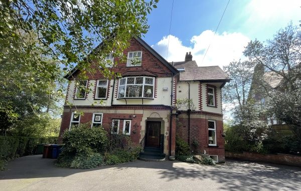 Oakfield Lodge