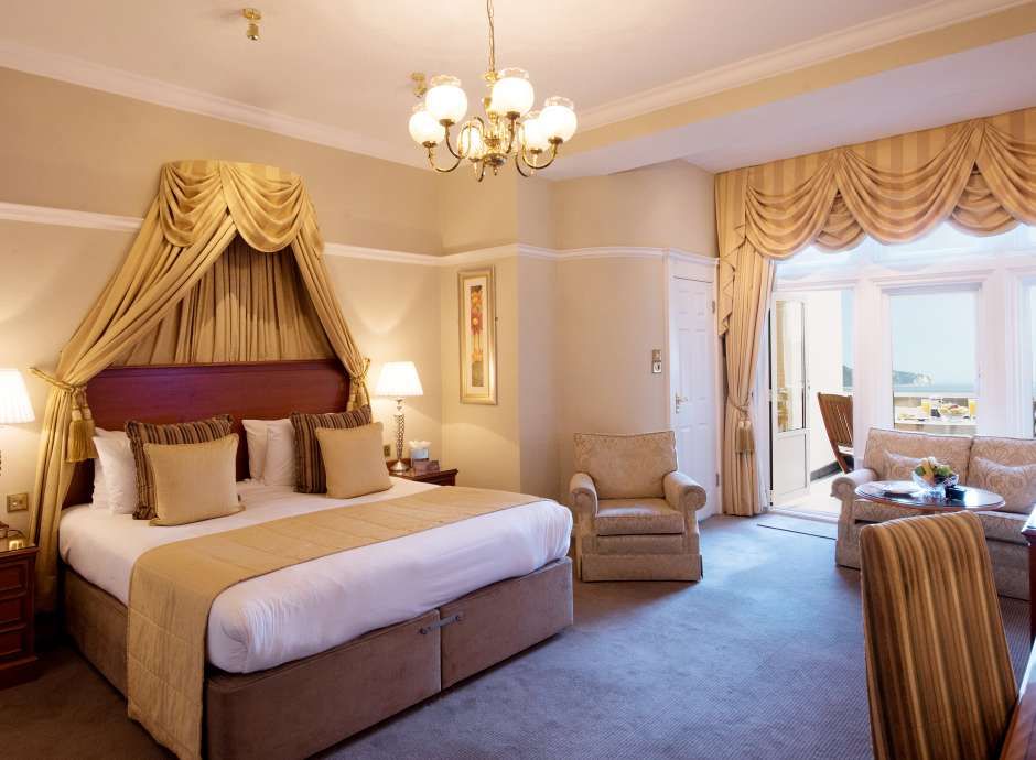 Victoria Hotel