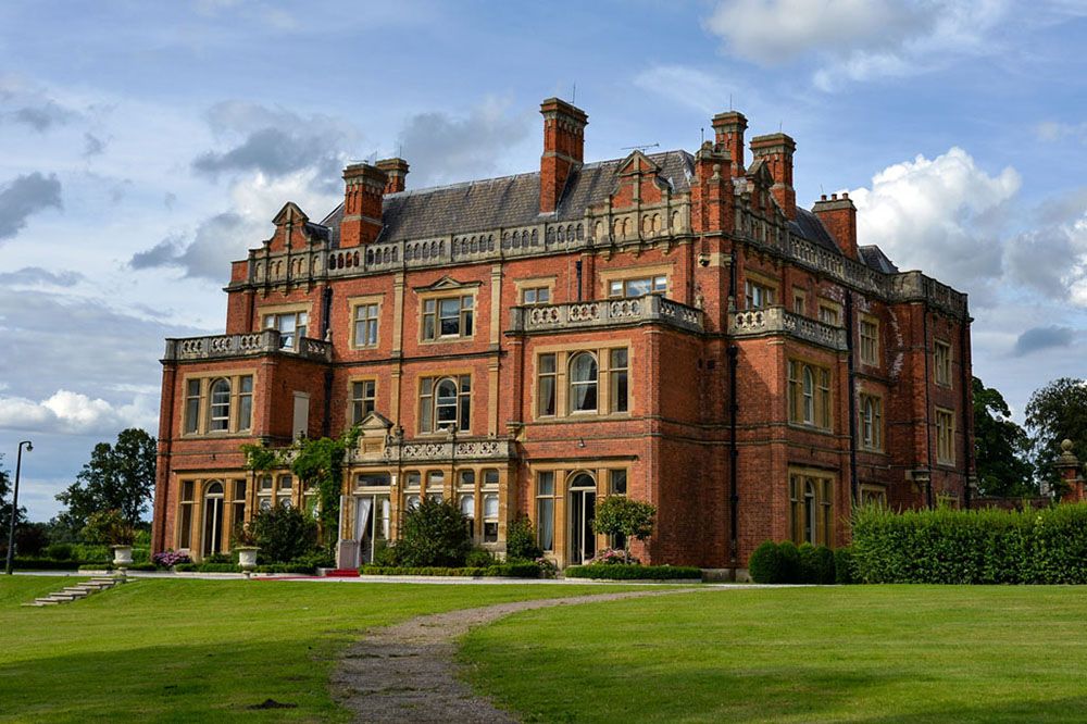 The Crown Hotel