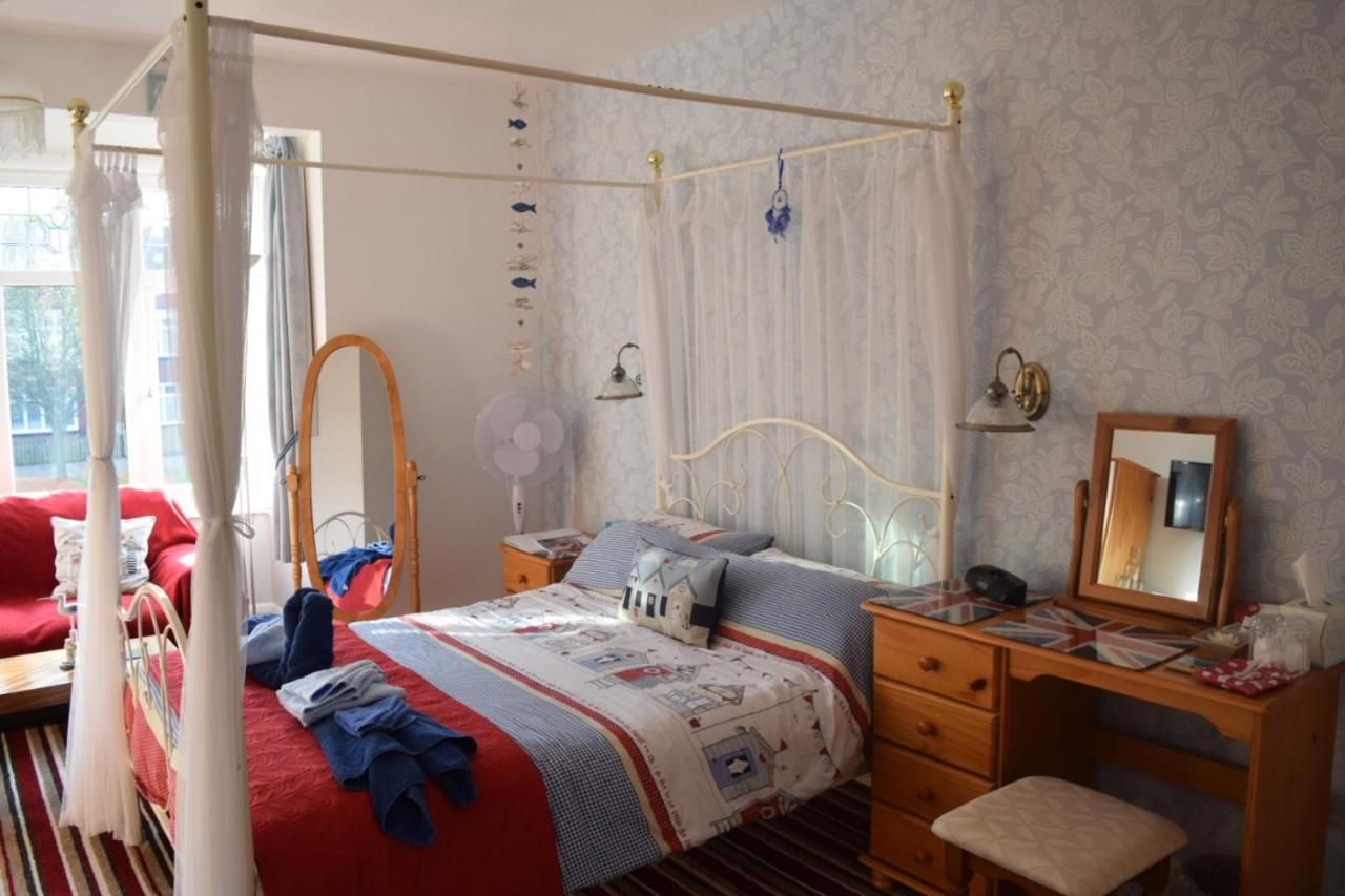The Lyndsay Guest House