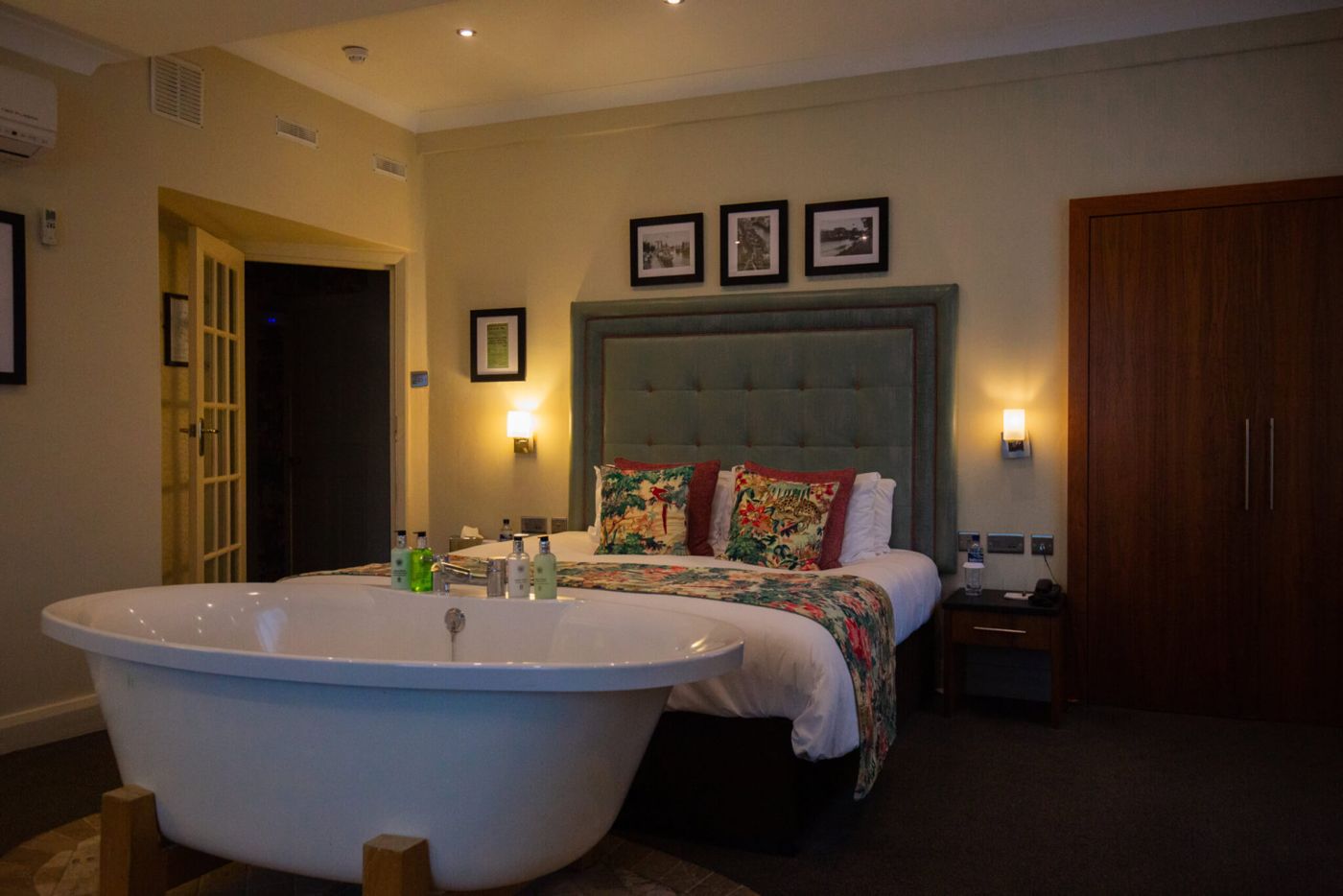 The White Hart Hotel