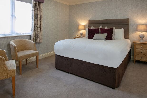 Knights Hill Hotel & Spa