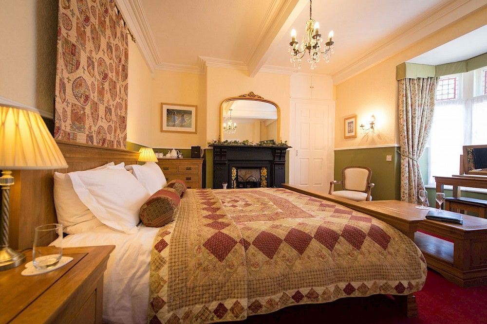 Victoria House Room-Only Accommodation
