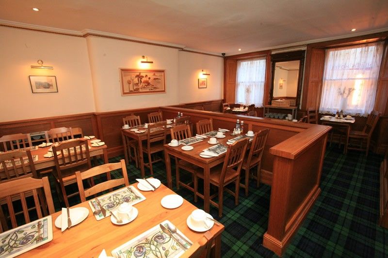 Smiths Hotel