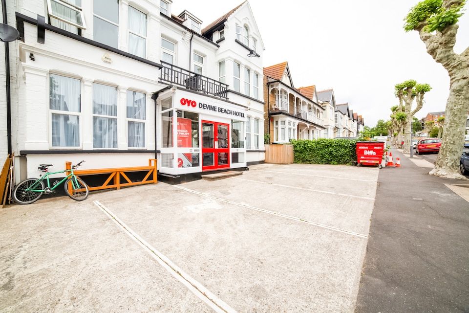 Devine Beach Hotel, Westcliff Southend-On-Sea